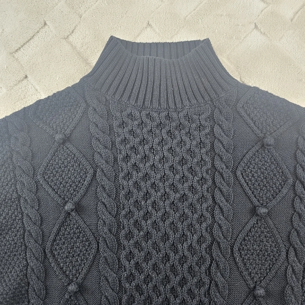 J.Crew Swingy Cable Knit Mockneck Sweater Womens Small Black Pull Over